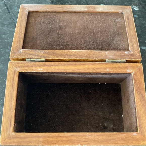 Trinket Box - Picture 4 of 8